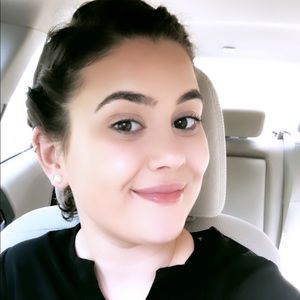 Meet your Posher, Veronica